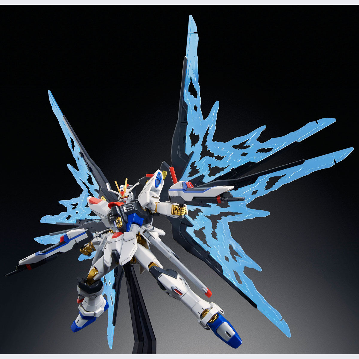 HGCE 1/144 ストライクフリーダムガンダム 光の翼DXエディション【再販