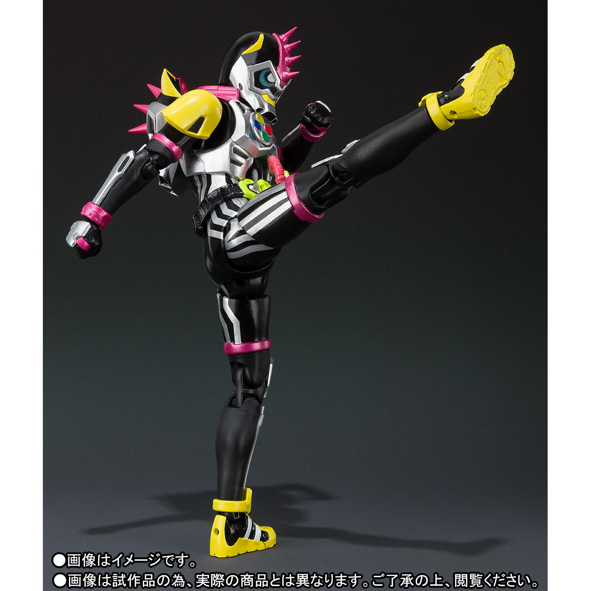 先着販売】S.H.Figuarts 仮面ライダーレーザーターボ バイクゲーマー