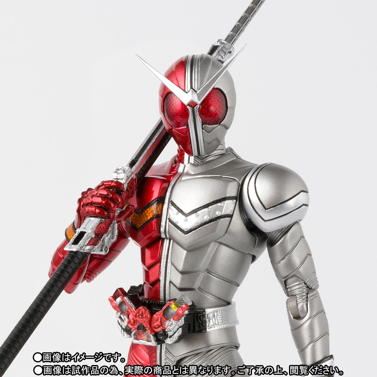 【先着販売】S.H.Figuarts（真骨彫製法） 仮面ライダーW ヒートメタル