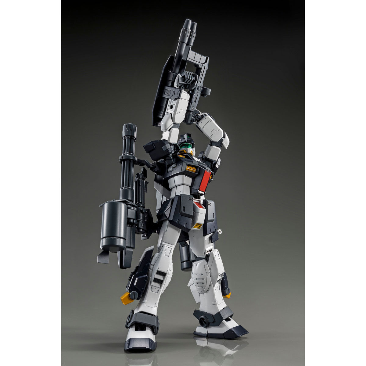 ＭＧ 1/100 ジム・ドミナンス（フィリップ・ヒューズ機）【２次