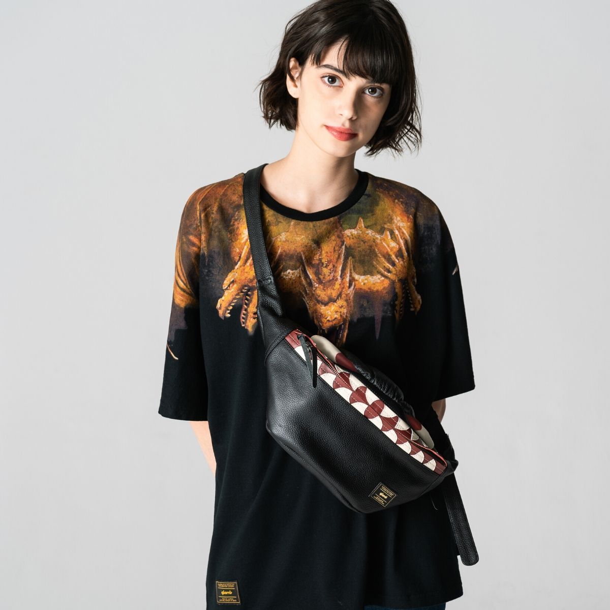 グラム ゴジラ コラボ レザー ボディバッグ ウエストポーチ glamb（グラム）の「Godzilla waist pouch（ボディバッグ