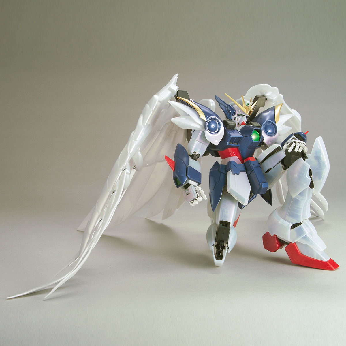 日本最大級 新品 ガンプラ キャラホビ2005限定版 1 100 ウィング