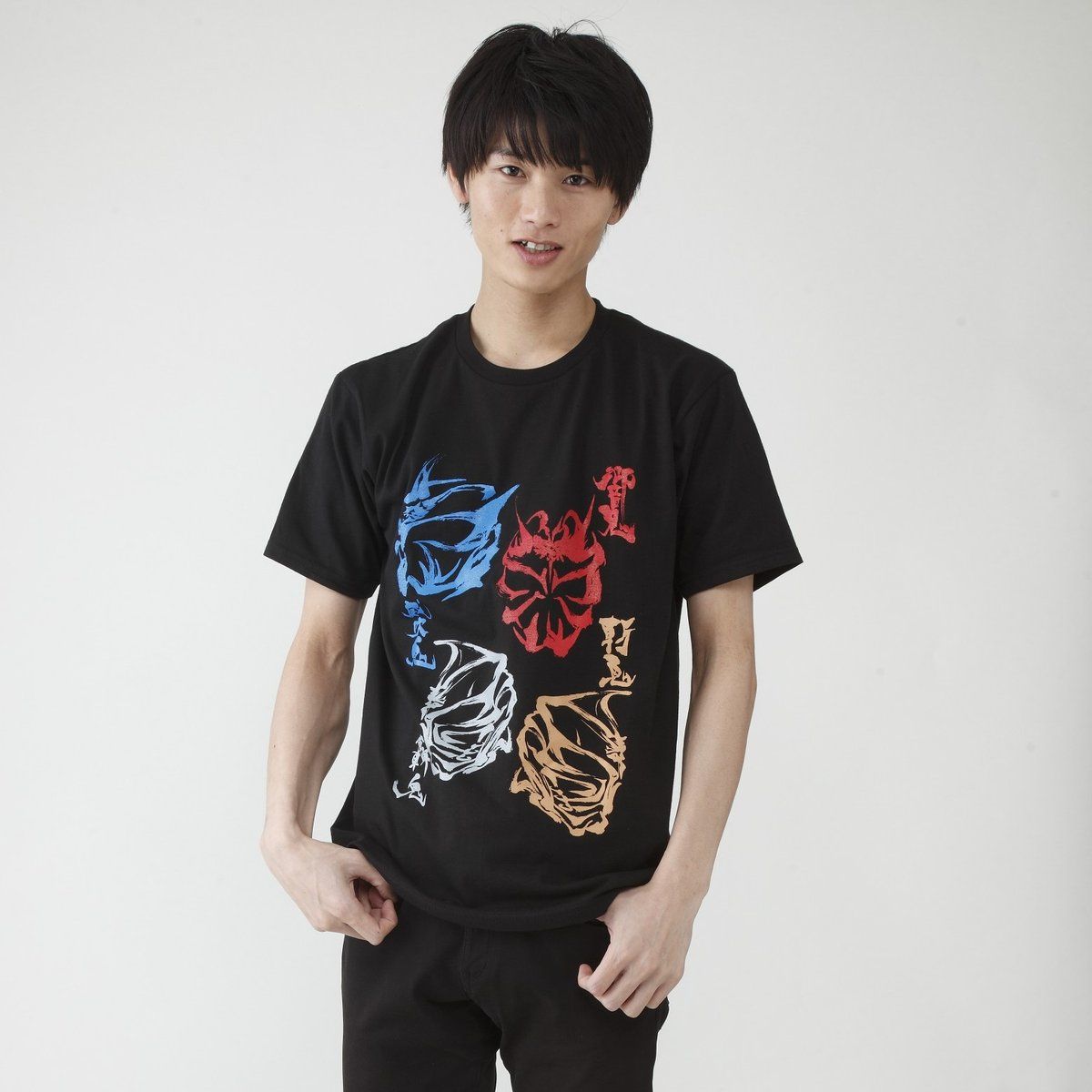 仮面ライダー響鬼 Tシャツ 関東4鬼（響鬼・威吹鬼・轟鬼・斬鬼