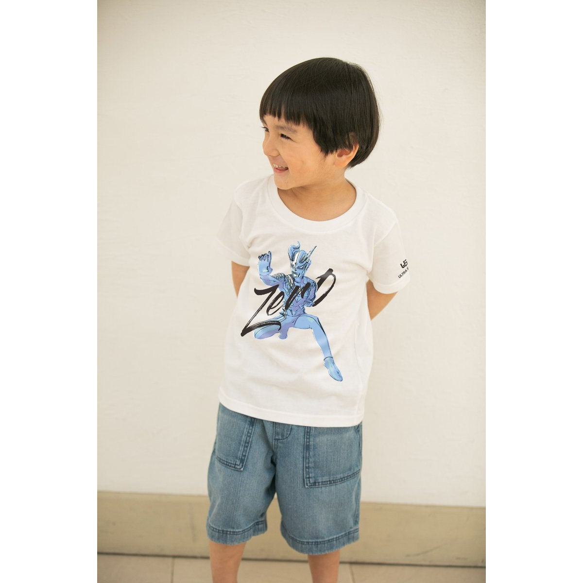 Ultra Style 半袖tシャツ キッズ ウルトラマンゼロ ウルトラマン 趣味 コレクション バンダイナムコグループ公式通販サイト