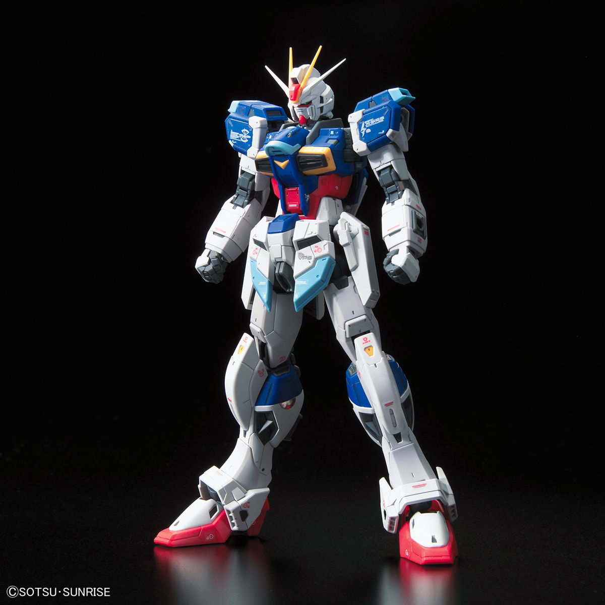 RG フォースインパルスガンダム　[チタニウムフィニッシュ]　ガンプラ　新品