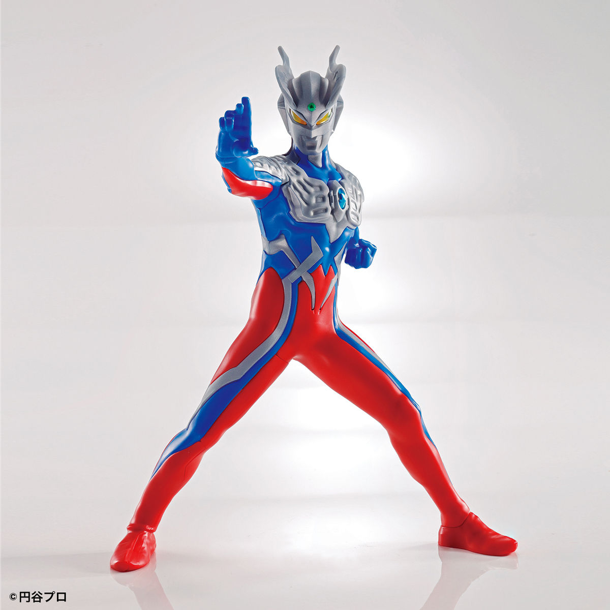 ENTRY GRADE ウルトラマンゼロ｜バンダイ ホビーサイト