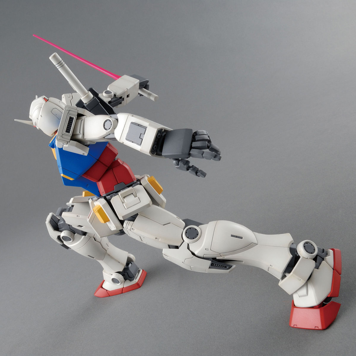 Bandai MG The Origin 1/100 RX-78-02 Gundam Plastic Model 