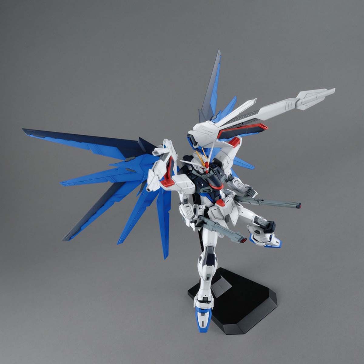 MG 1/100 No.192 ZGMF-X10A Freedom Gundam Ver.2.0