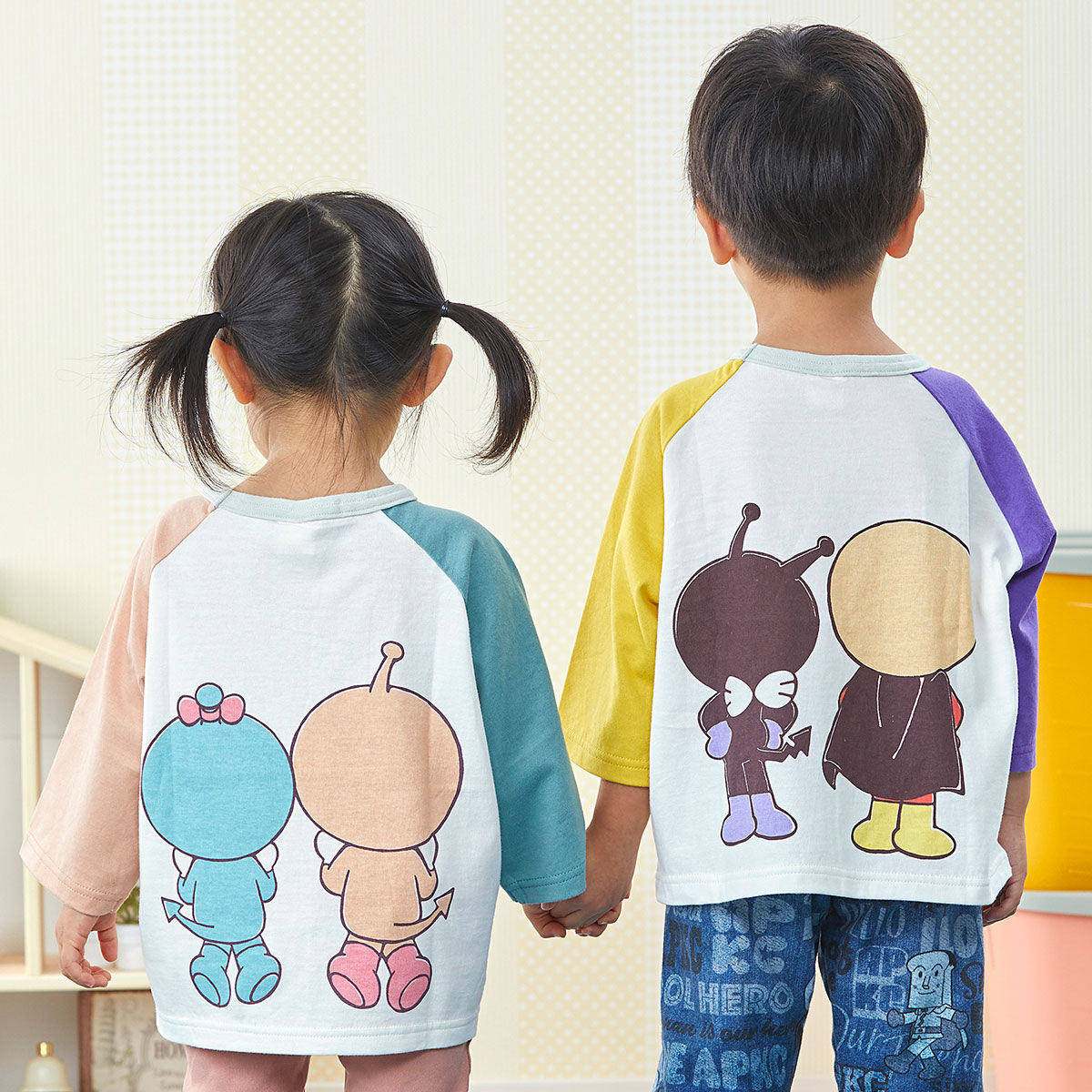 カラーラグラン長袖tシャツ それいけ アンパンマン ファッション アクセサリー バンダイナムコグループ公式通販サイト