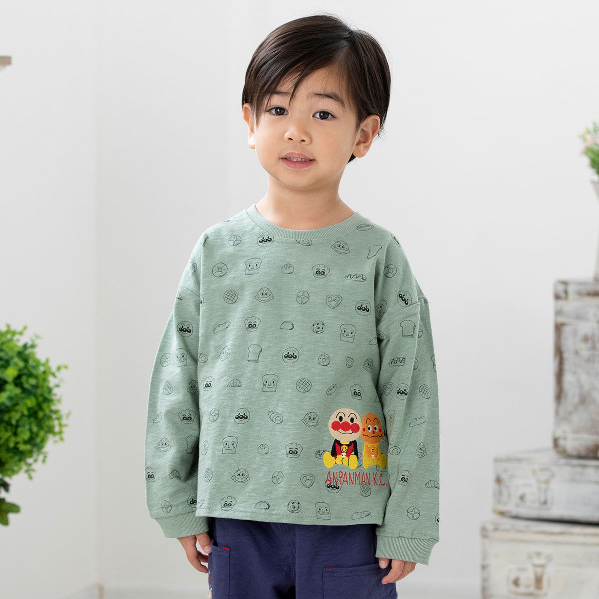 Apcpパン総柄長袖t それいけ アンパンマン ファッション アクセサリー プレミアムバンダイ公式通販