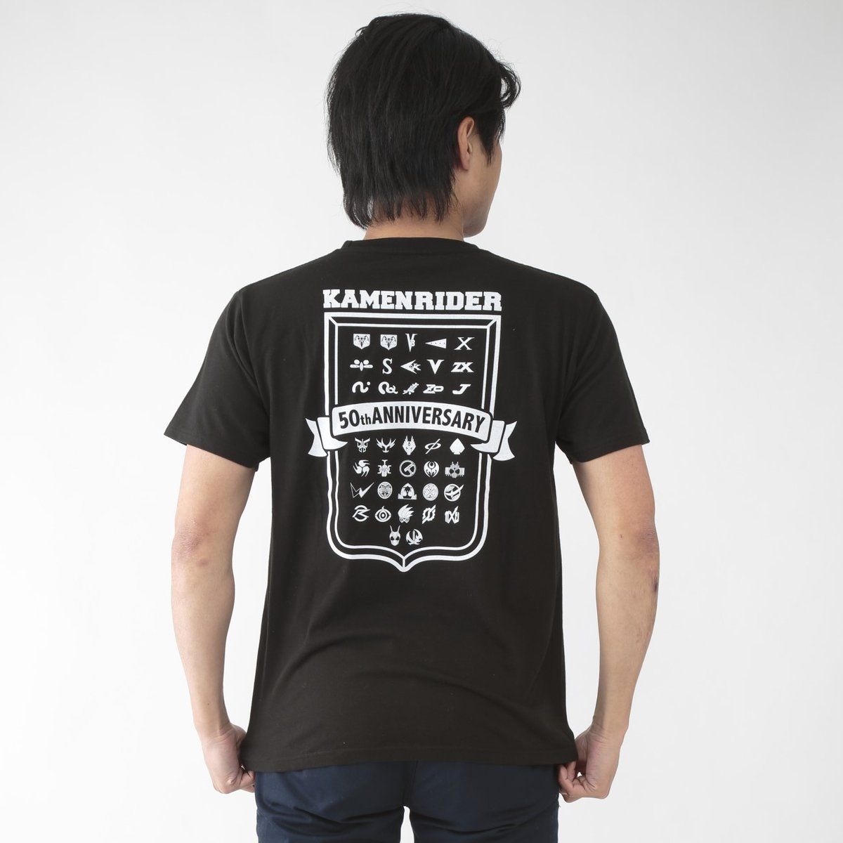 仮面ライダーセイバー 仮面ライダー50th Tシャツ エンブレムマーク柄 仮面ライダージオウ 趣味 コレクション バンダイナムコグループ公式通販サイト