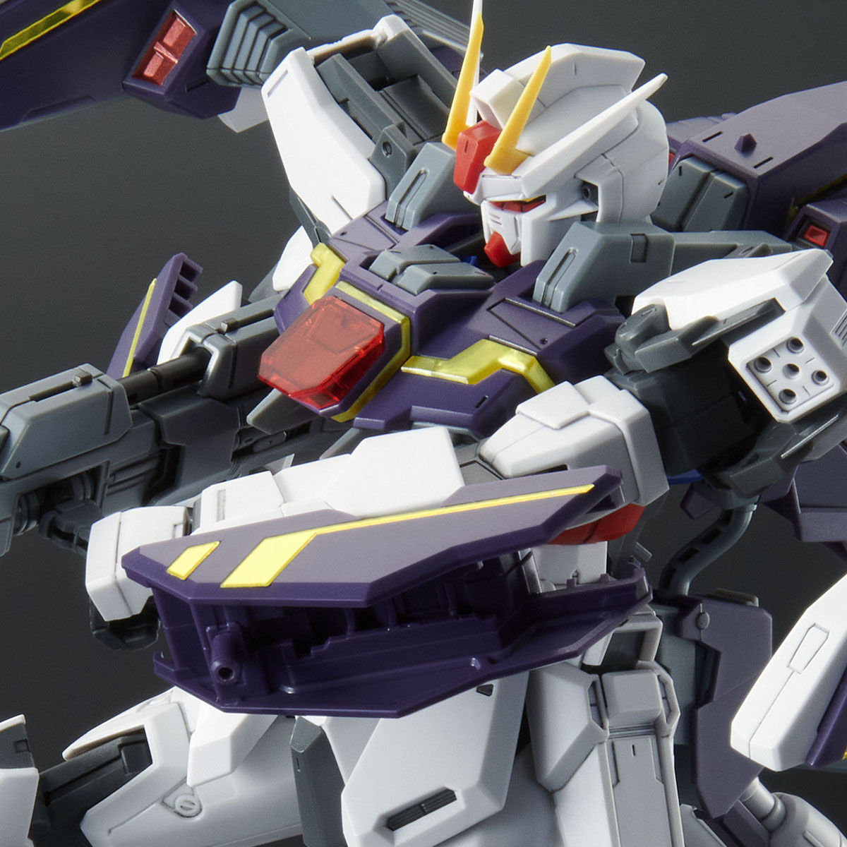 新品未使用MG 1/100 ライトニングストライクガンダム Ver.RM