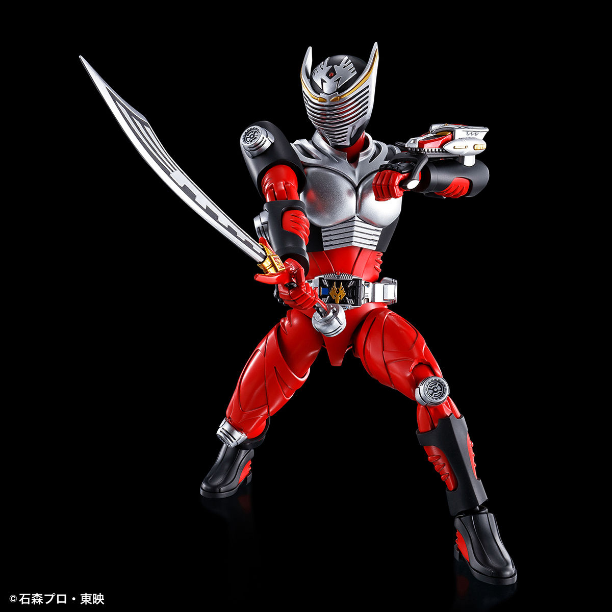 Figure-rise Standard 仮面ライダーカブト│株式会社BANDAI