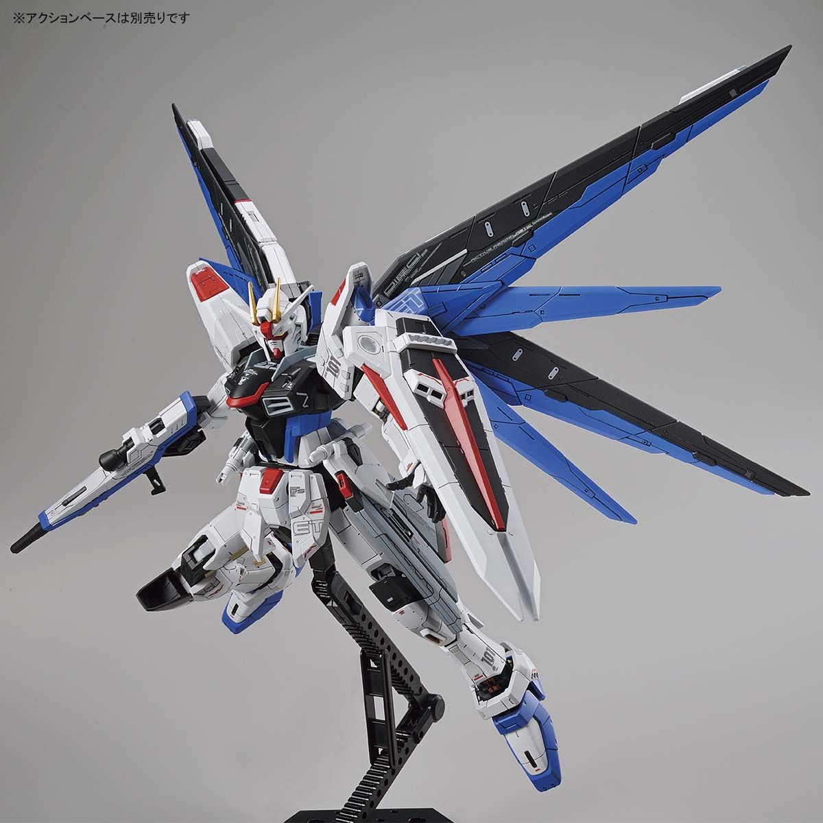 FM 1/100 ZGMF-X10A Freedom Gundam(Life-sized Statue Shang Hai)