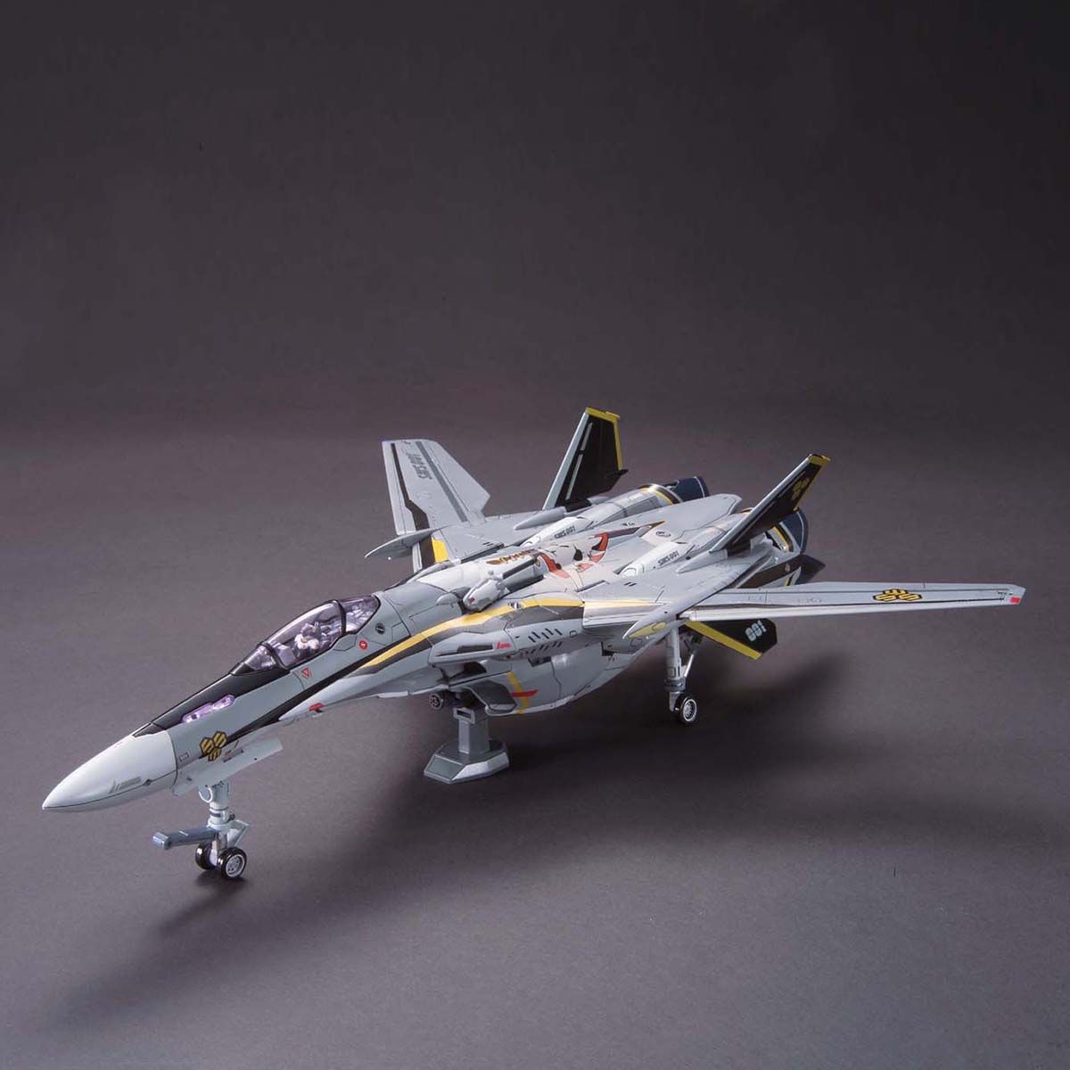 1/72 VF-25S メサイアバルキリー オズマ機 | マクロスF フィギュア・プラモデル・プラキット | アニメグッズ ・おもちゃならプレミアム バンダイ｜バンダイナムコグループの公式通販サイト