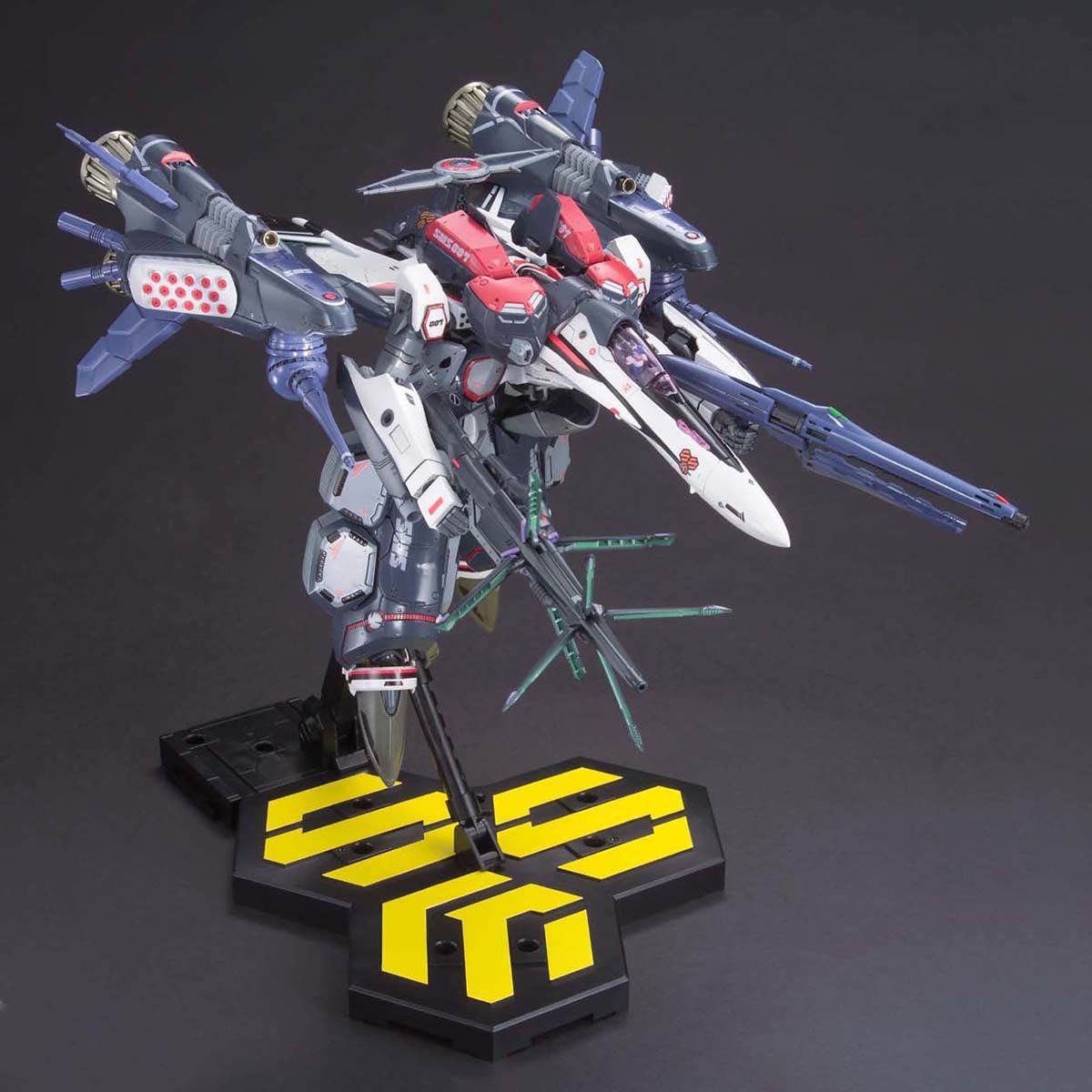 BANDAI バンダイ DX超合金 マクロスF VF-25Fメサイアバルキリー アルト機 アーマード トルネード ウェポン強化 スーパー 欠品あり  【翌日発送可能】