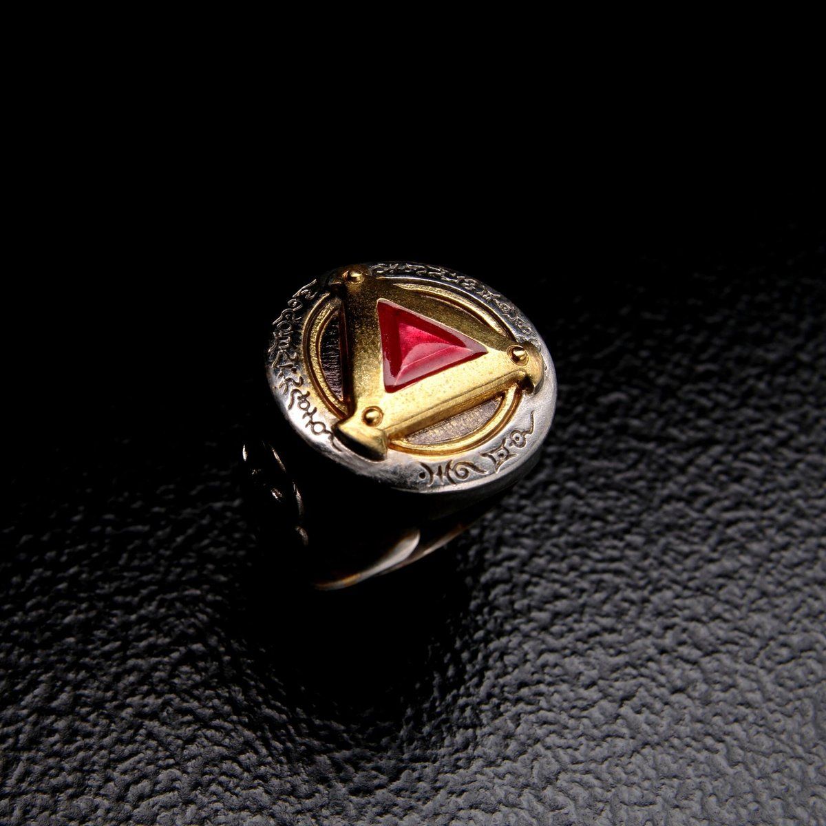 ガロ エンブレム 画像