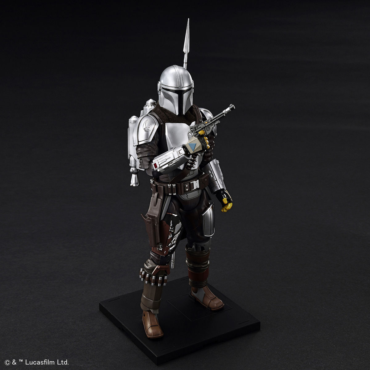 1/12 ザ・マンダロリアン(ベスカーアーマー)シルバー