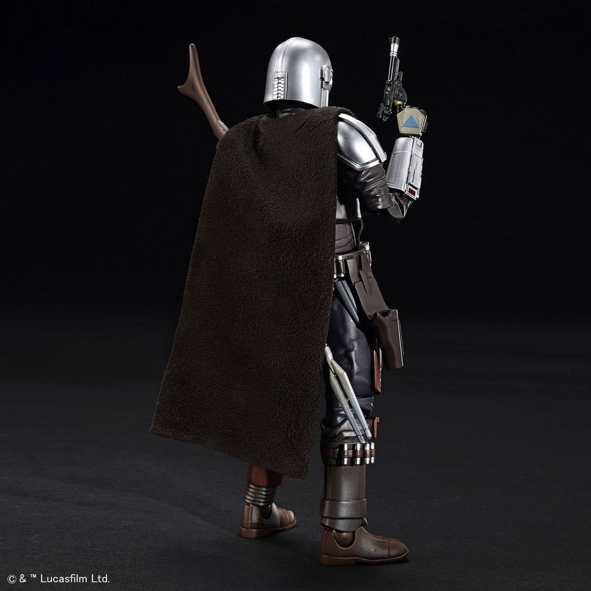 1/12 ザ・マンダロリアン(ベスカーアーマー)シルバー