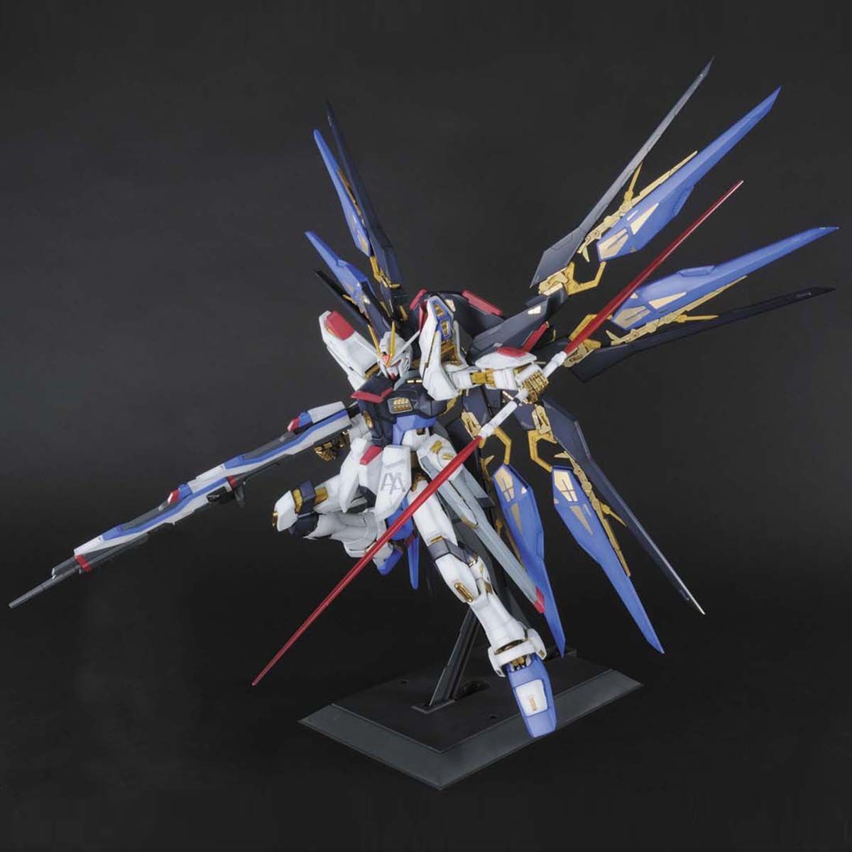 PGストライクフリーダムガンダム バンダイ 1/60 ガンダムSEED ガンプラ