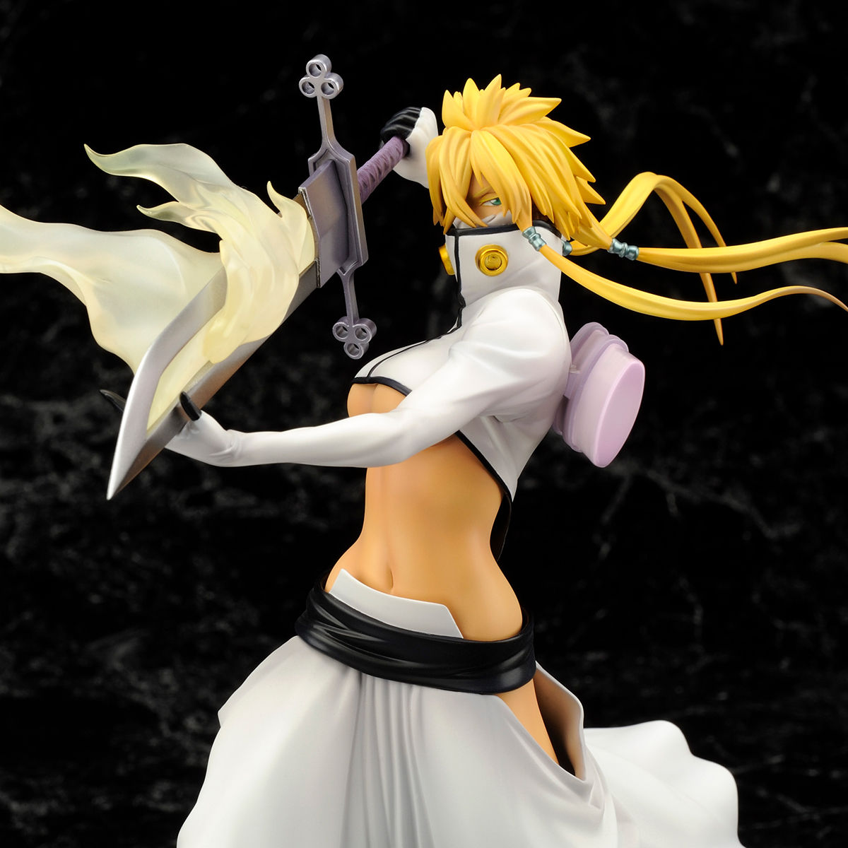 新しい到着 【限定販売】BLEACH ティア ハリベル フィギュア アルファ