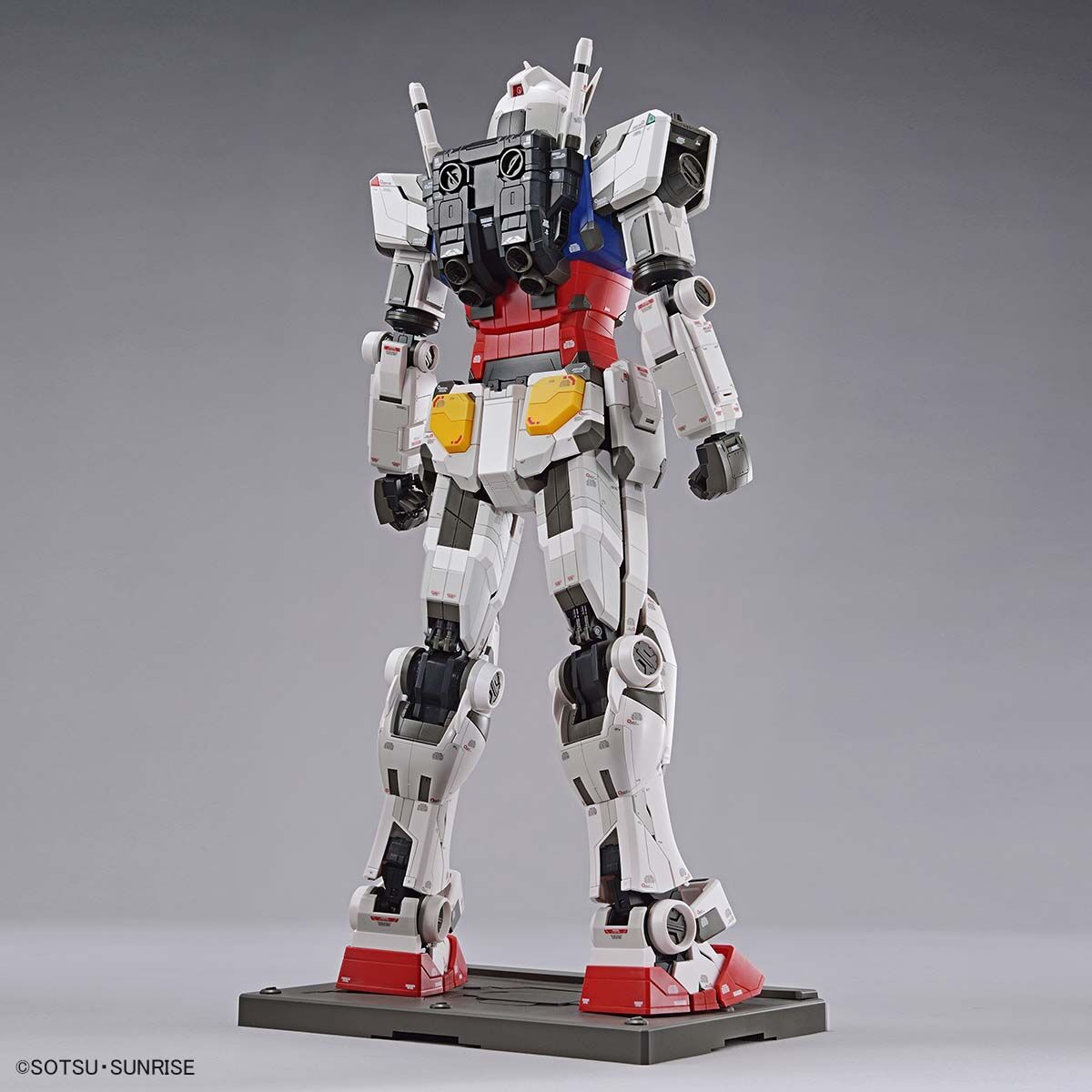 1/48 RX-78F00 ガンダム | 機動戦士ガンダム フィギュア・プラモデル 