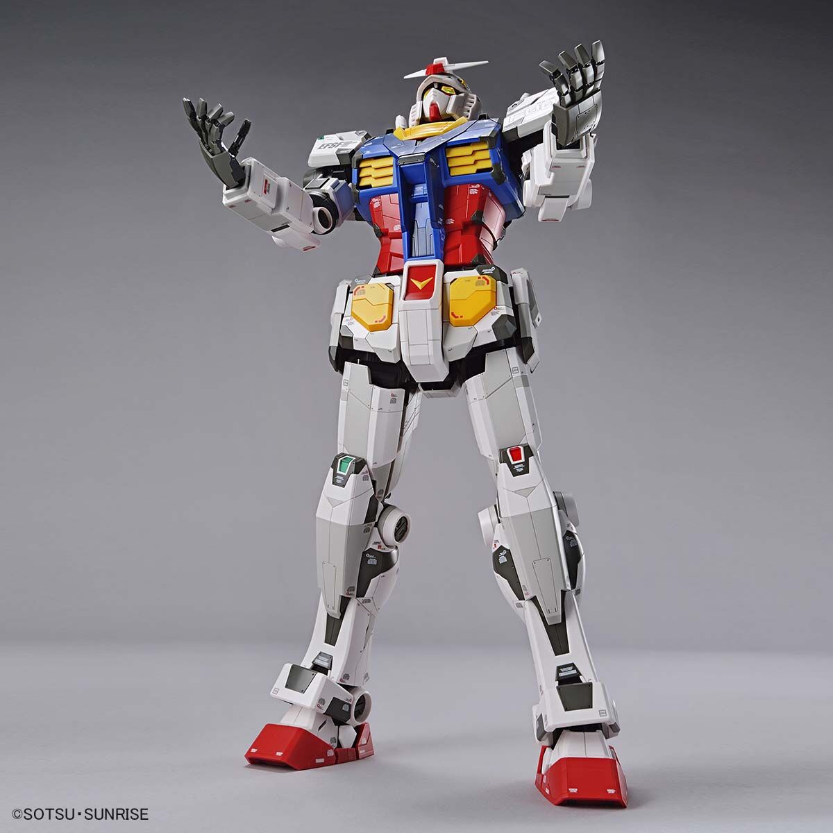 ガンダムファクトリー限定 1/48 RX-78F00 ガンダム 機動戦士ガンダム