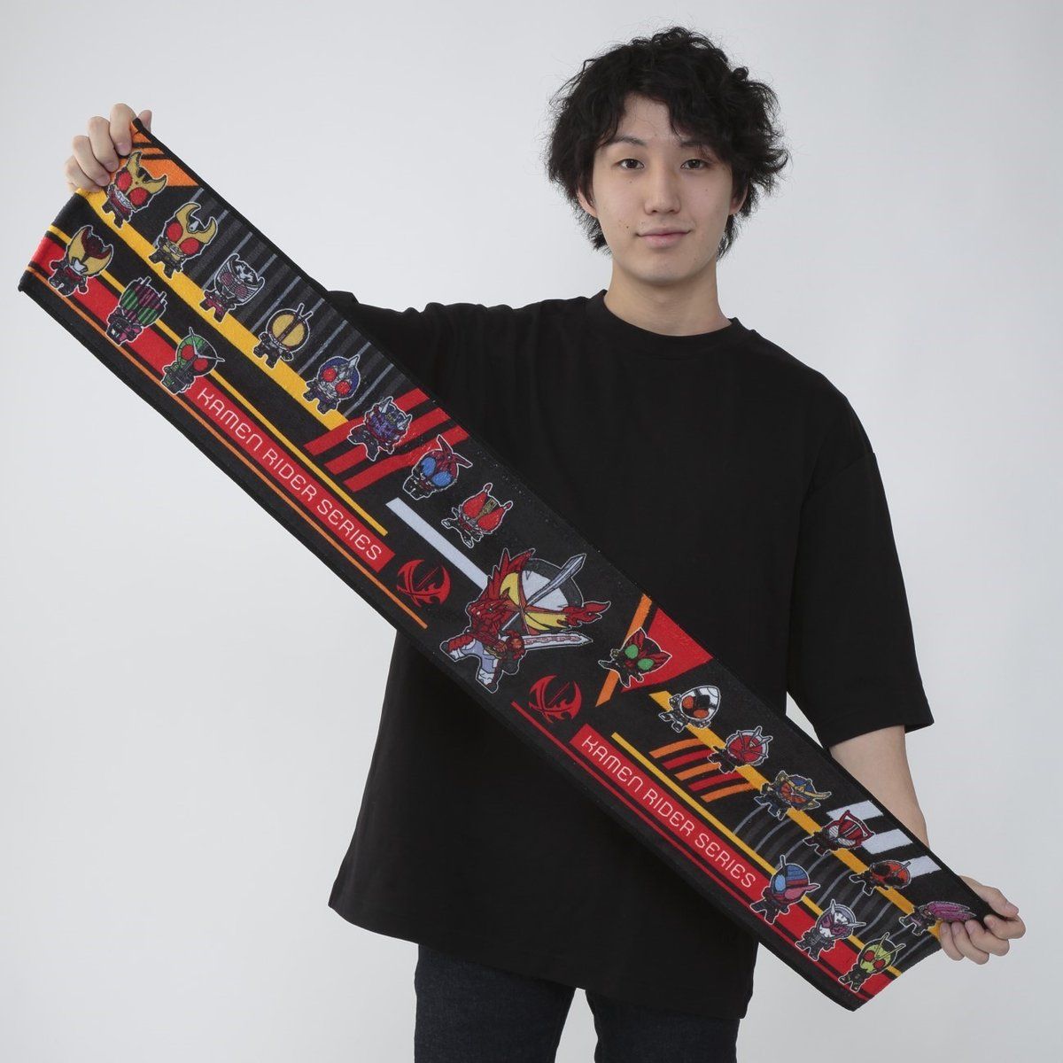 仮面ライダーセイバー＆仮面ライダーシリーズ デフォルメ柄