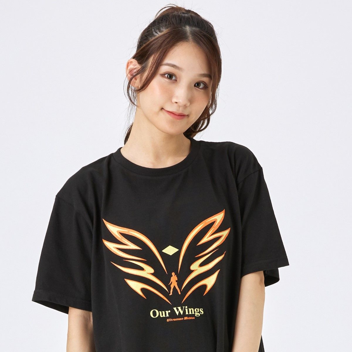 ウルトラマンメビウス 蓄光Tシャツ | ウルトラマンシリーズ | アニメグッズ ・おもちゃならプレミアムバンダイ｜バンダイナムコグループの公式通販サイト