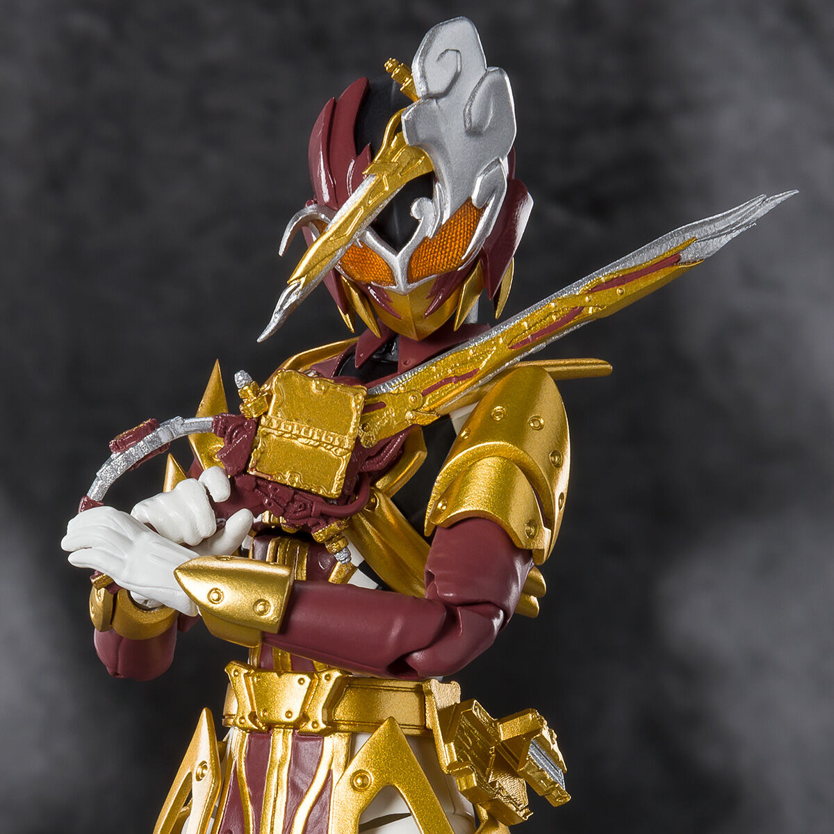 S.H.Figuarts 仮面ライダーサーベラ 昆虫大百科 | 仮面ライダー