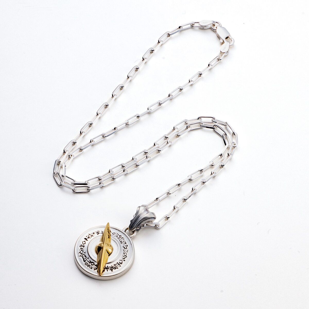 牙狼 GARO 925シルバーペンダント 925刻印あり CS-016 61PcNYXKaDL._UF894,1000_QL80_.jpg
