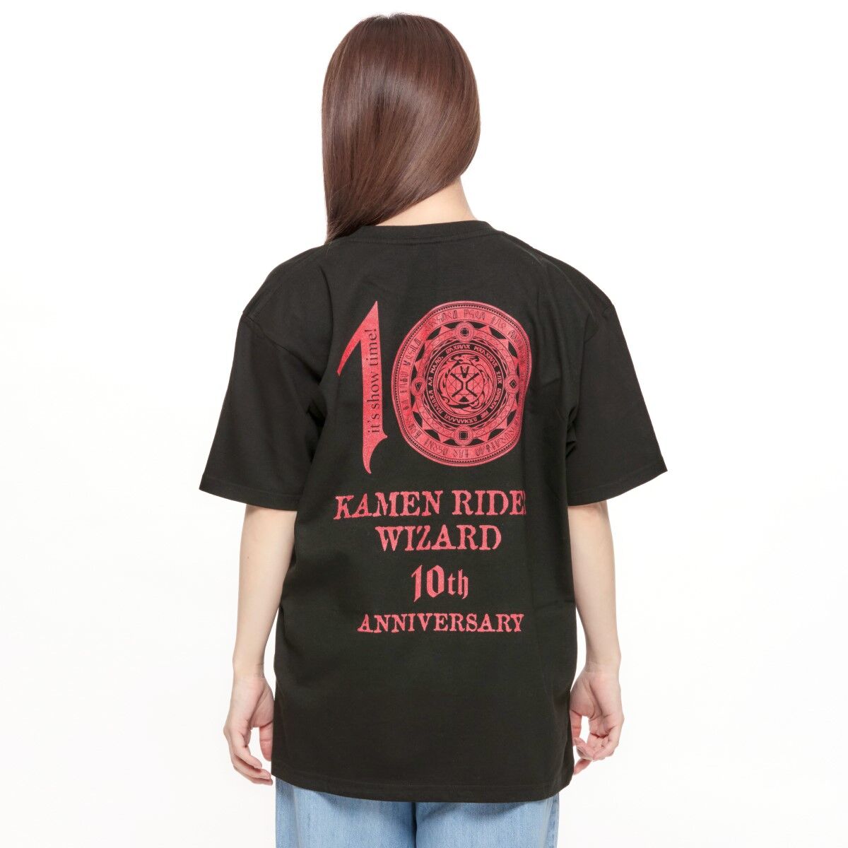 仮面ライダーウィザード 10周年記念Tシャツ ロゴ柄 | 仮面ライダー