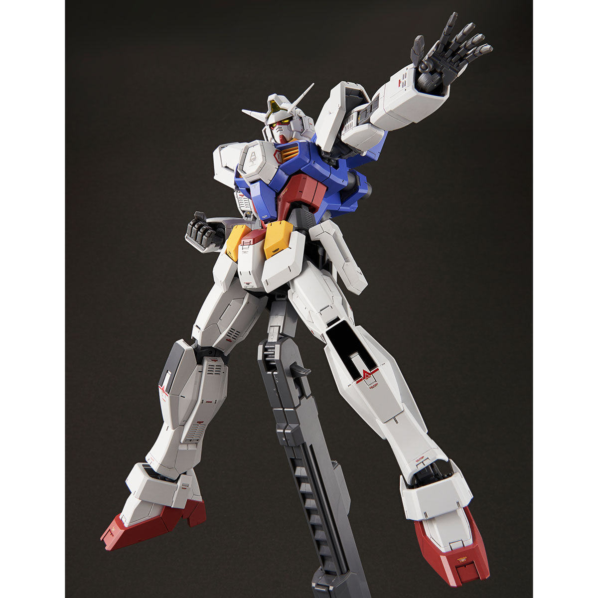 MG 1/100 ガンダムAGE-1 フルグランサ [デザイナーズカラー MG 1/100 ガンダムAGE-1 フルグランサ [デザイナーズカラー