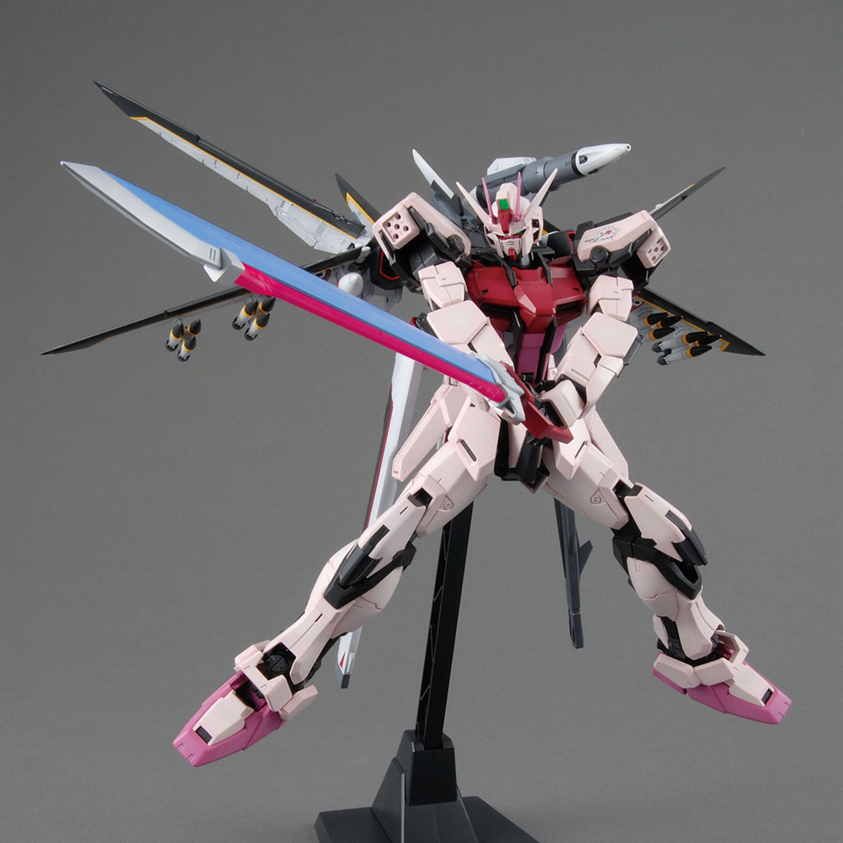 中古】 MG 1/100 Ver.RM オオトリ装備 ストライクルージュ プラモデル