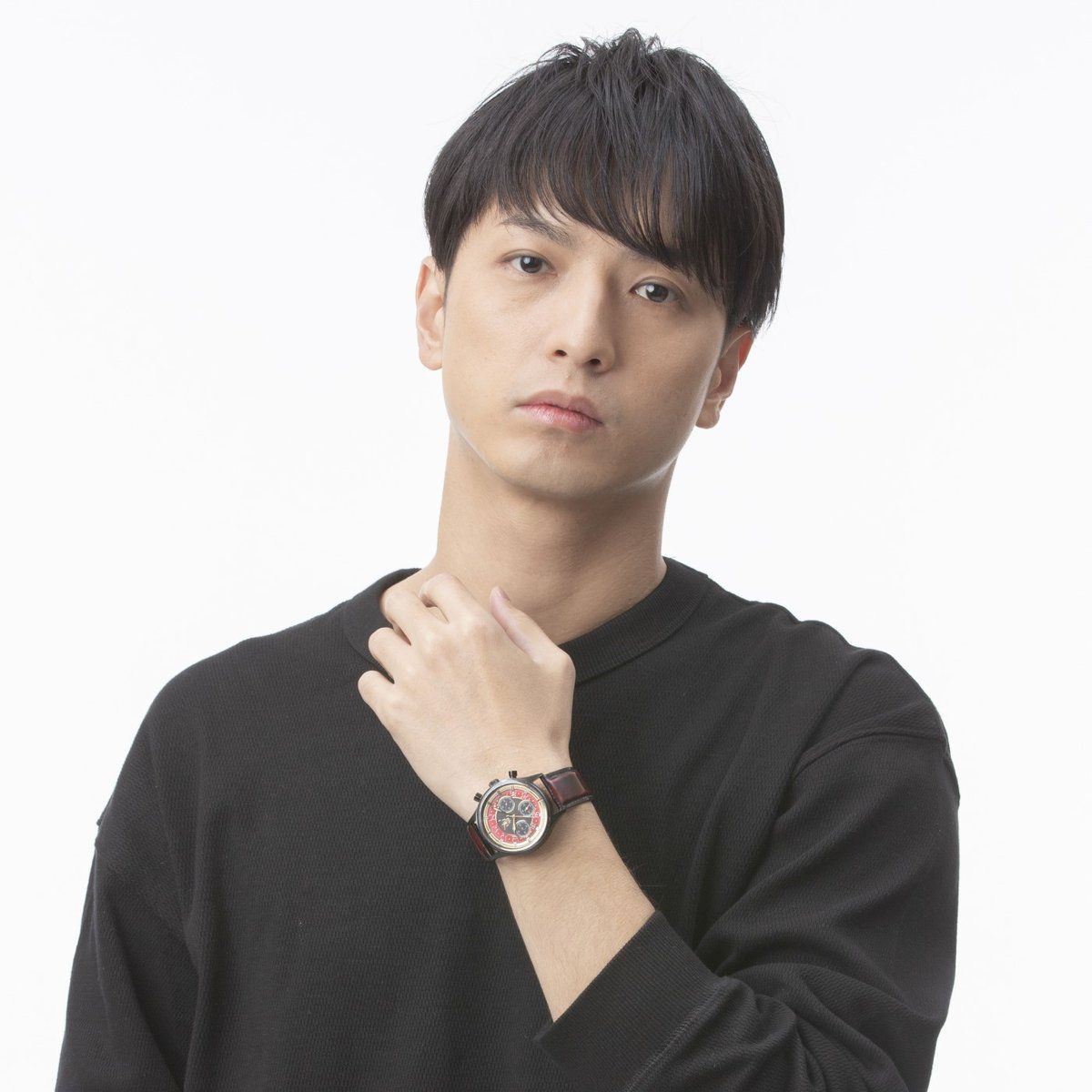 ☆クウ ☆ アンティーククロノ腕時計 仮面ライダークウガ クロノグラフ腕時計 赤の金 | 仮面ライダー