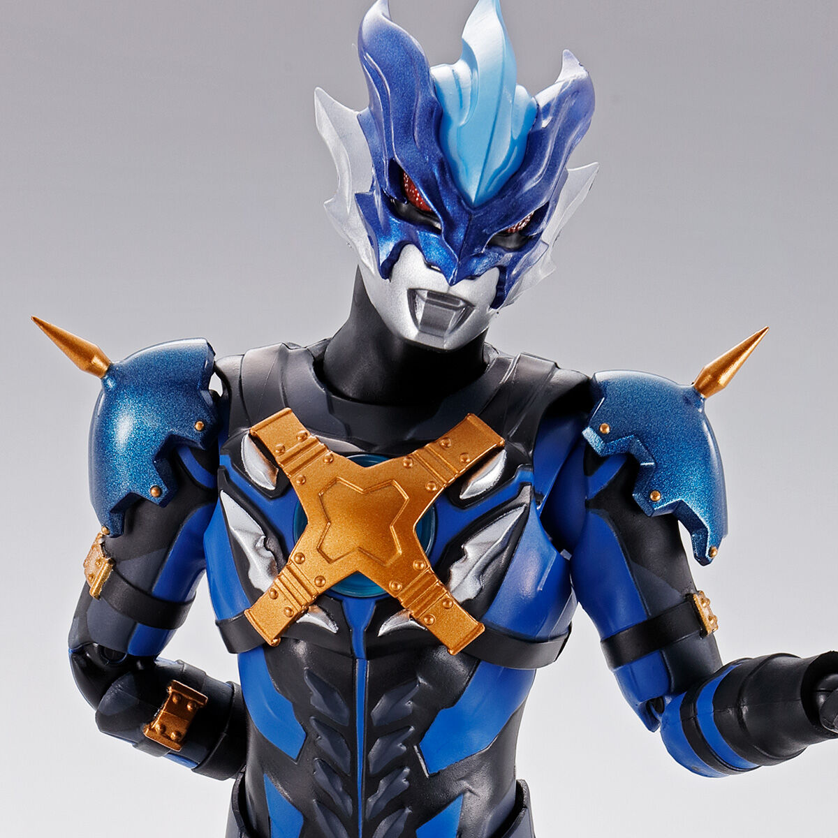 ウルトラマントレギア　フィギュアーツ