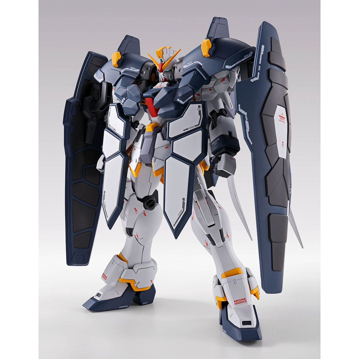 MG 1/100 ガンダムサンドロックEW(アーマディロ装備)【再販