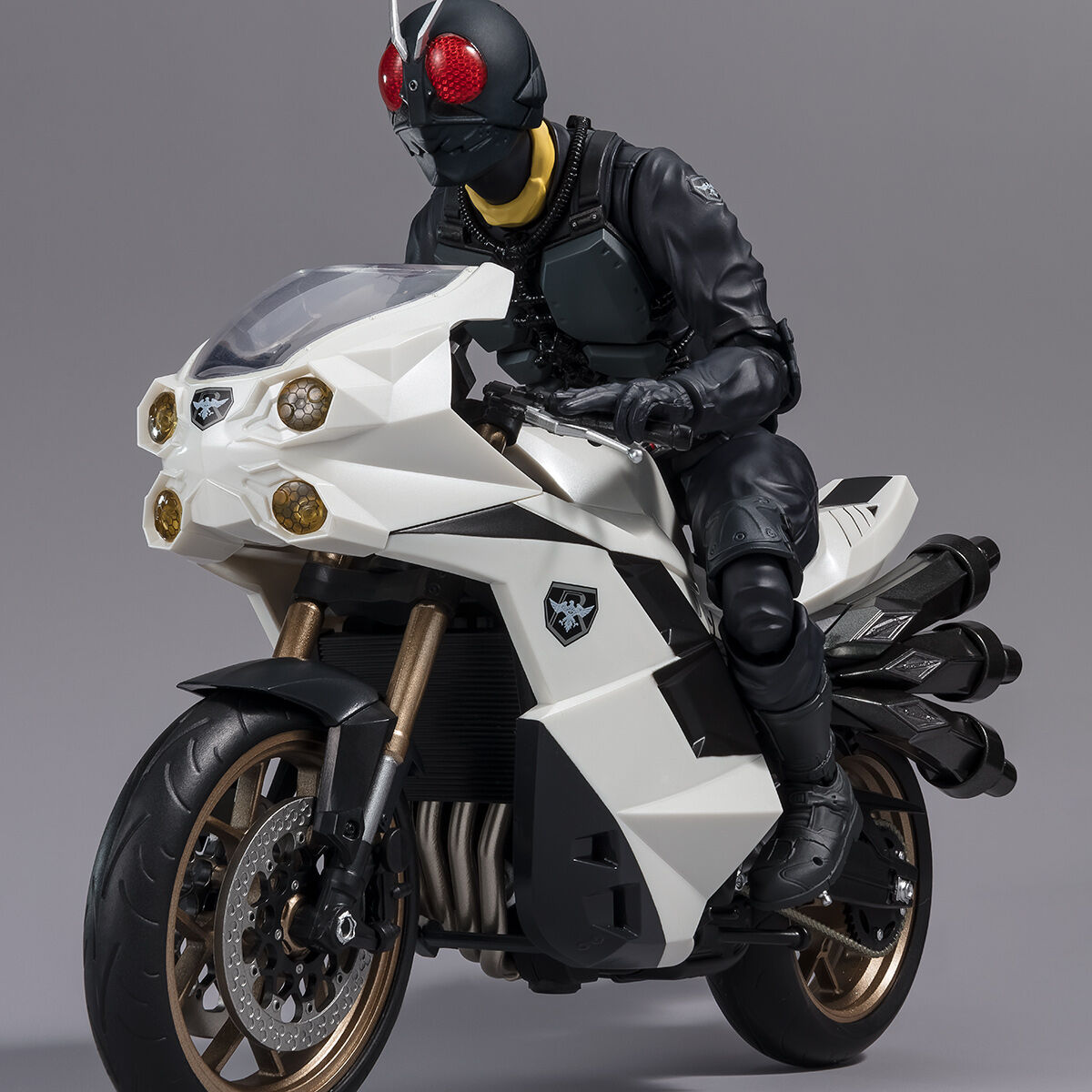 S.H.Figuarts 大量発生型相変異バッタオーグ搭乗用サイクロン号