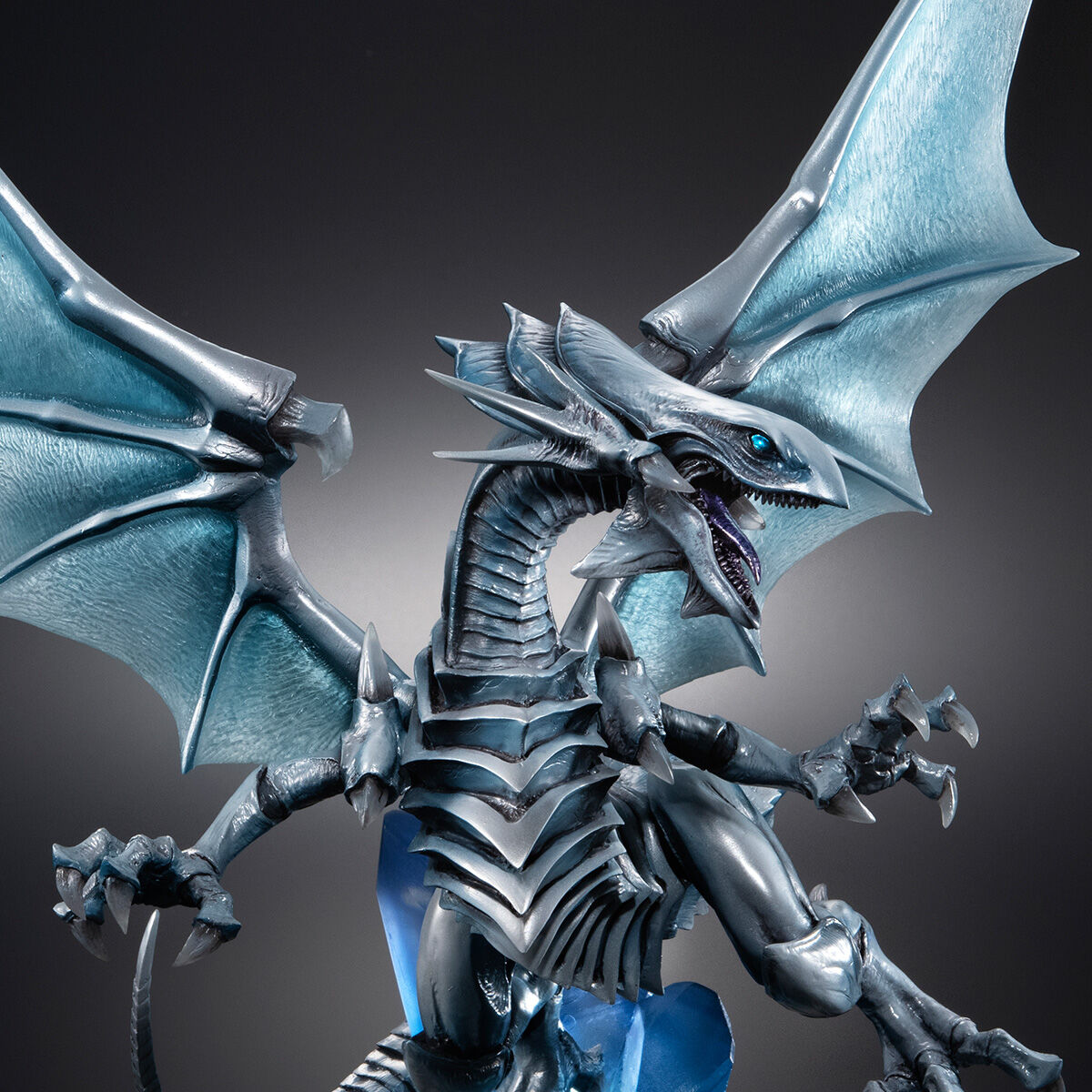 遊戯王デュエルモンスターズ 青眼の究極竜フィギュアフィギュア