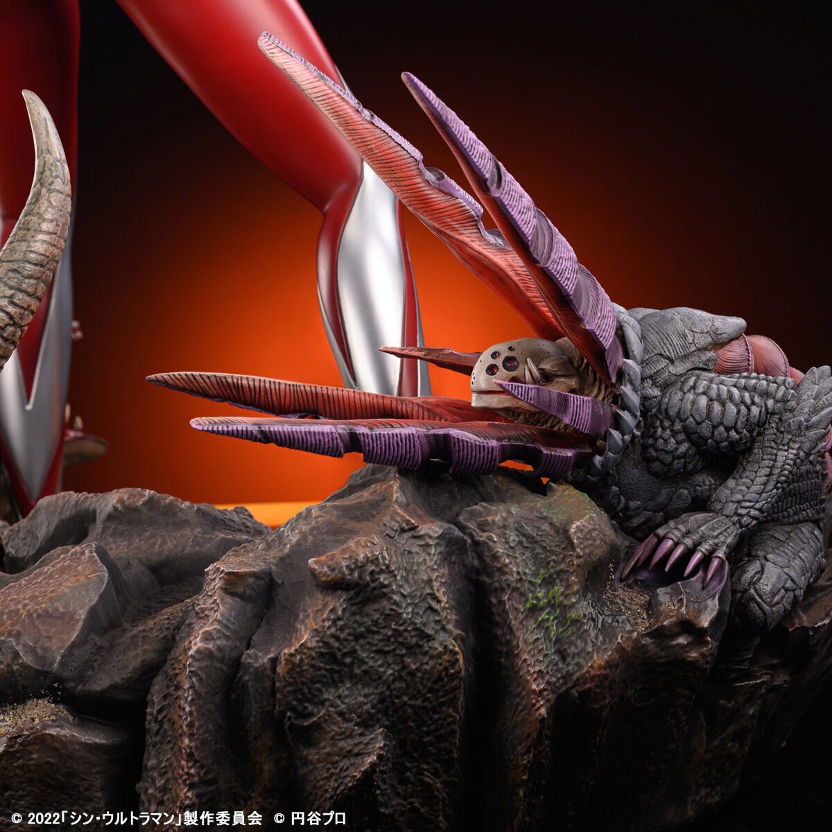 中古シン・ウルトラマン フィギュア 2022年製造 Amazon.co.jp: HAF シン・ウルトラマン ノンスケール PVC&ABS製