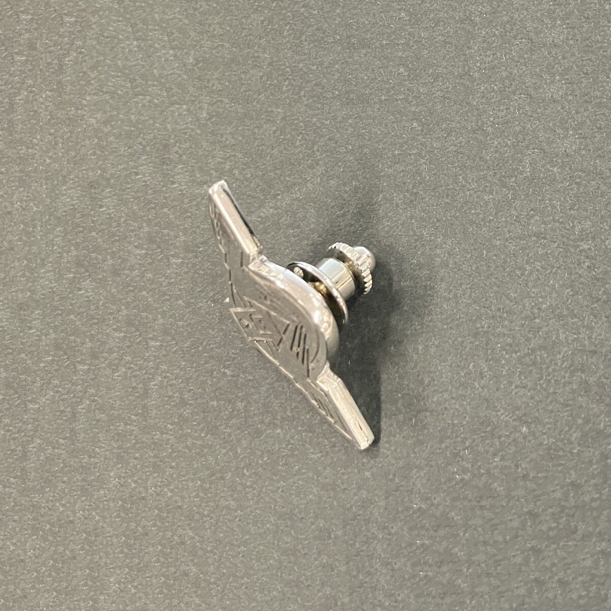 仮面ライダーガッチャード ピンバッジ | 仮面ライダーシリーズ