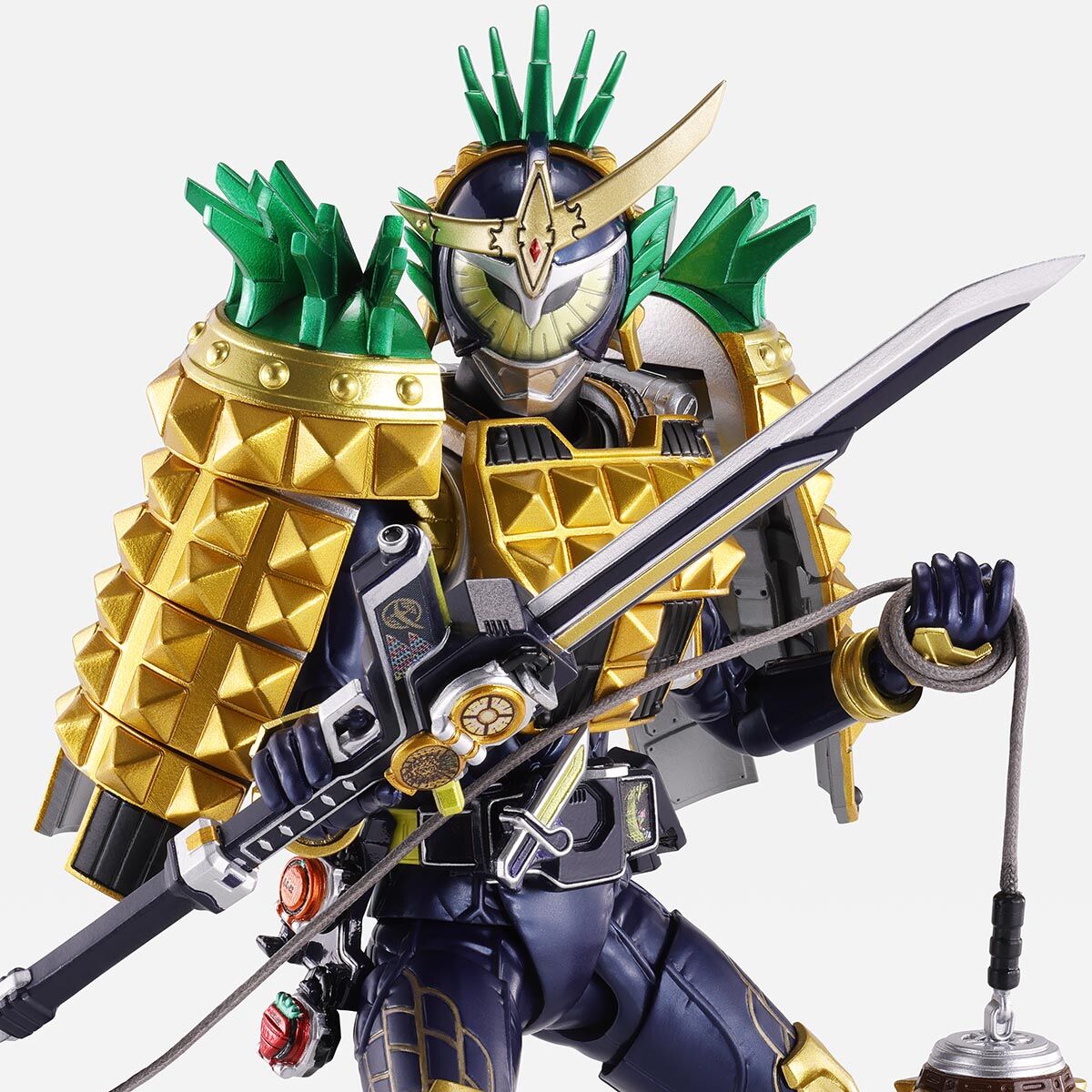 S.H.Figuarts（真骨彫製法） 仮面ライダー鎧武 アームズチェンジセット（パインアームズ＆イチゴアームズ） | 仮面ライダー鎧武／ガイム  フィギュア・プラモデル・プラキット | アニメグッズ ・おもちゃならプレミアムバンダイ｜バンダイナムコグループの公式通販サイト