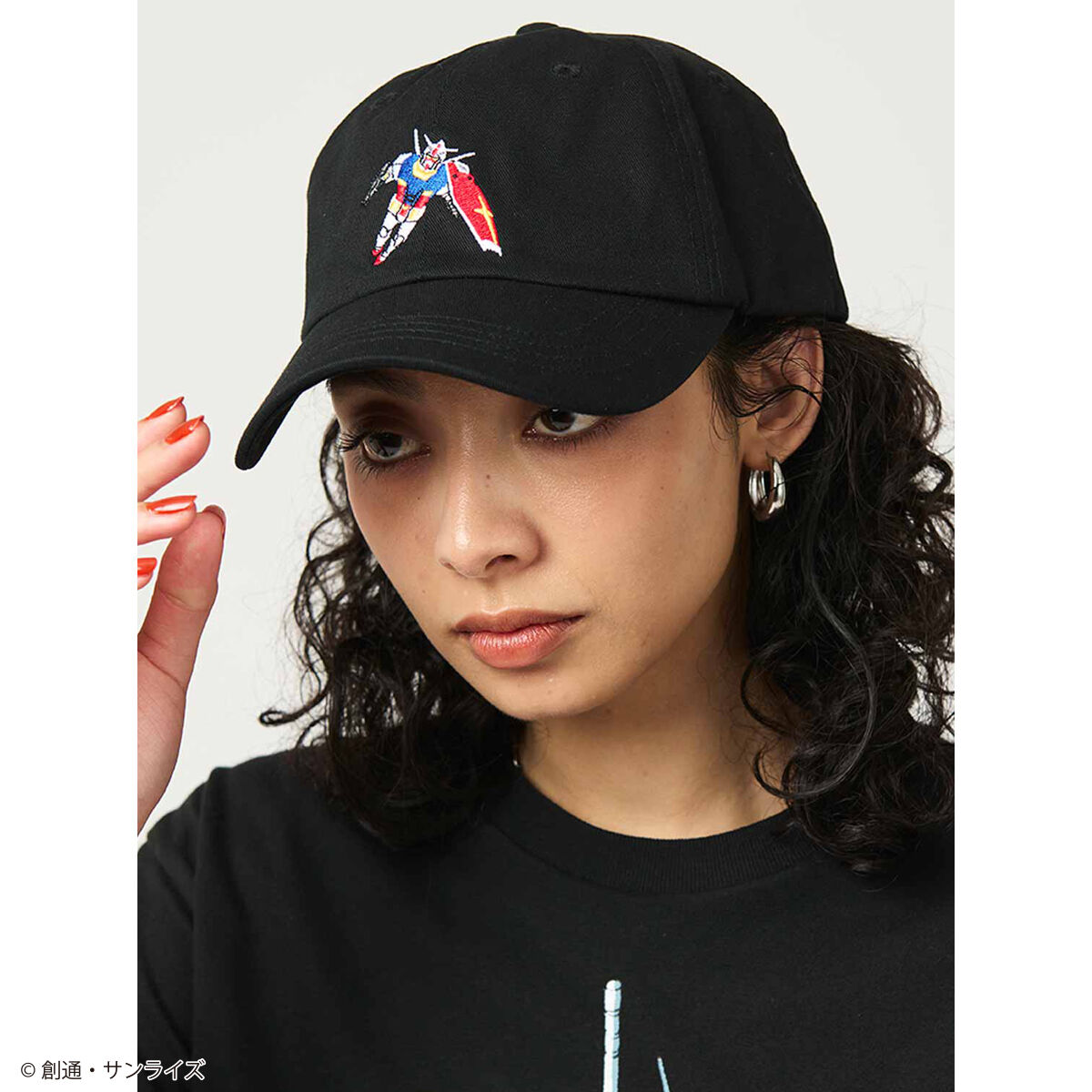 機動戦士ガンダムと藤原ヒロシ『GUNDAM RX78FRGMT CAP 帽子 機動戦士ガンダム」と藤原ヒロシ氏主宰の「FRAGMENT