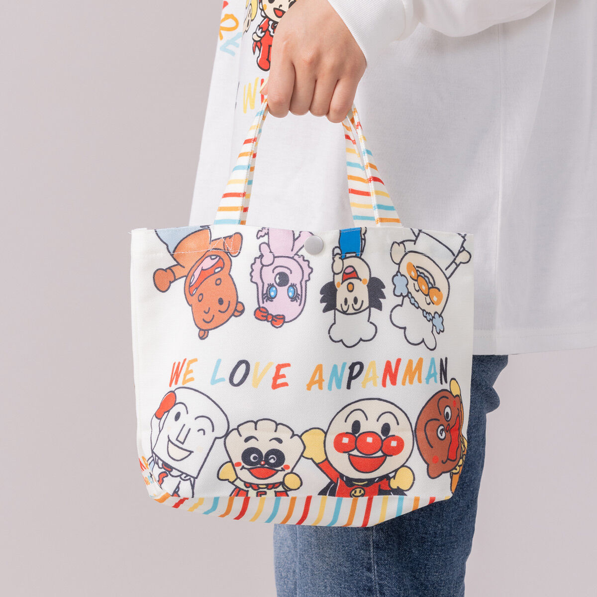 見上げるなかまたちランチトート | それいけ！アンパンマン