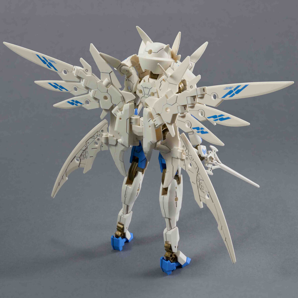 30MMスピナティア セイントヴァルキリー+ブラックナイトセット 30MM 1/144 EXM-E7sv スピナティア(セイントヴァルキリー