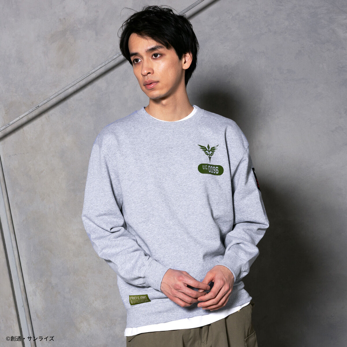 STRICT-G.ARMS『機動戦士ガンダムUC』ワッペン付スウェット