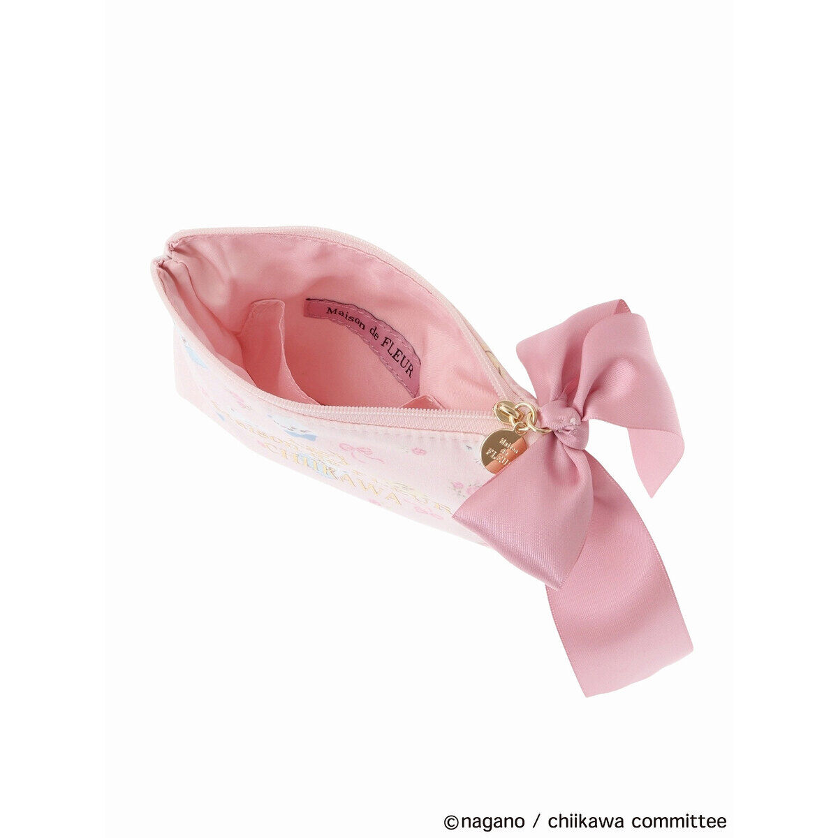 Maison de FLEUR メゾンドフルール 総柄ポーチ ちいかわ Maison de FLEURに「ちいかわ」が初登場！「ちいかわ」との