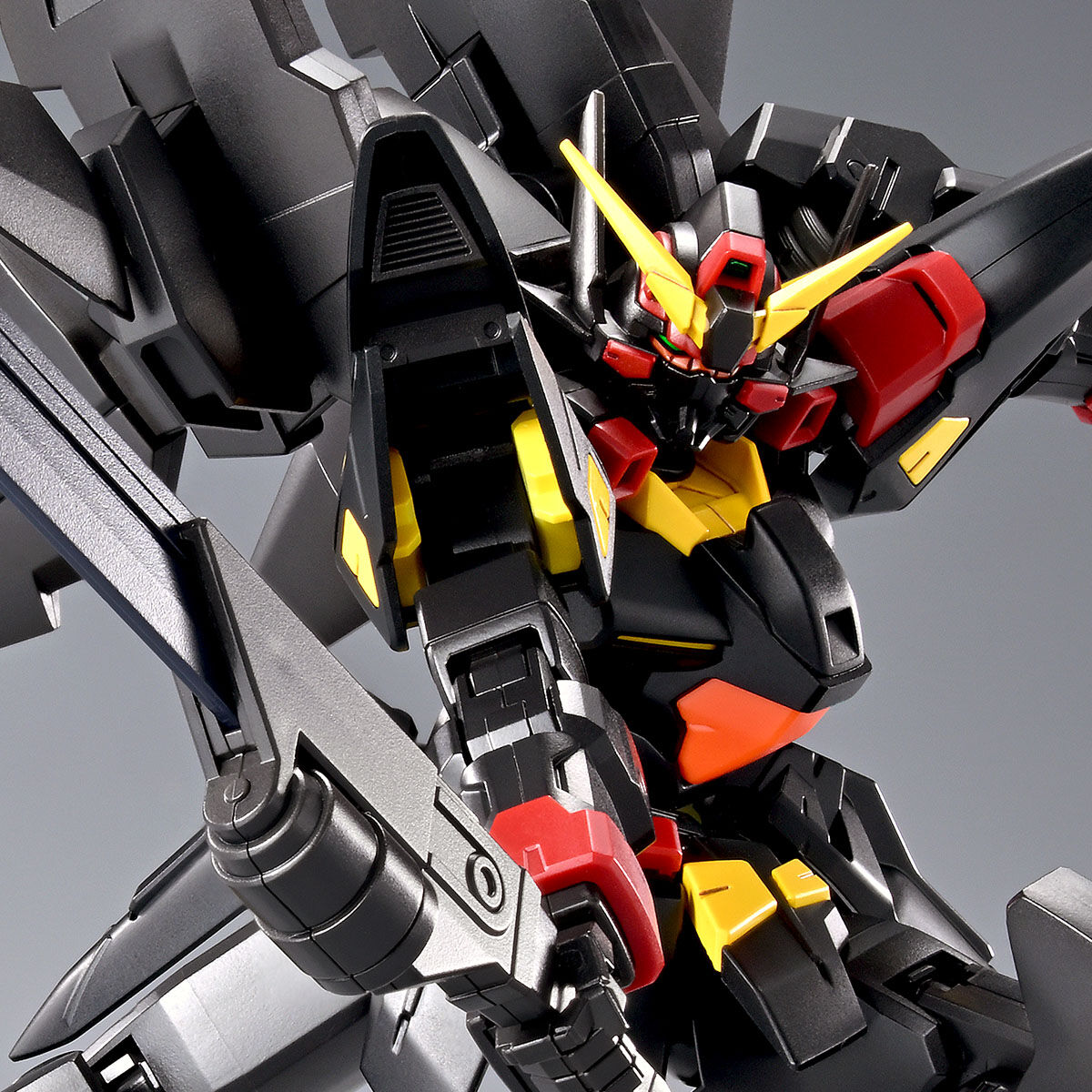 23年の時を経てキット化された「HG ヒュッケバインMk-Ⅱ」を製作