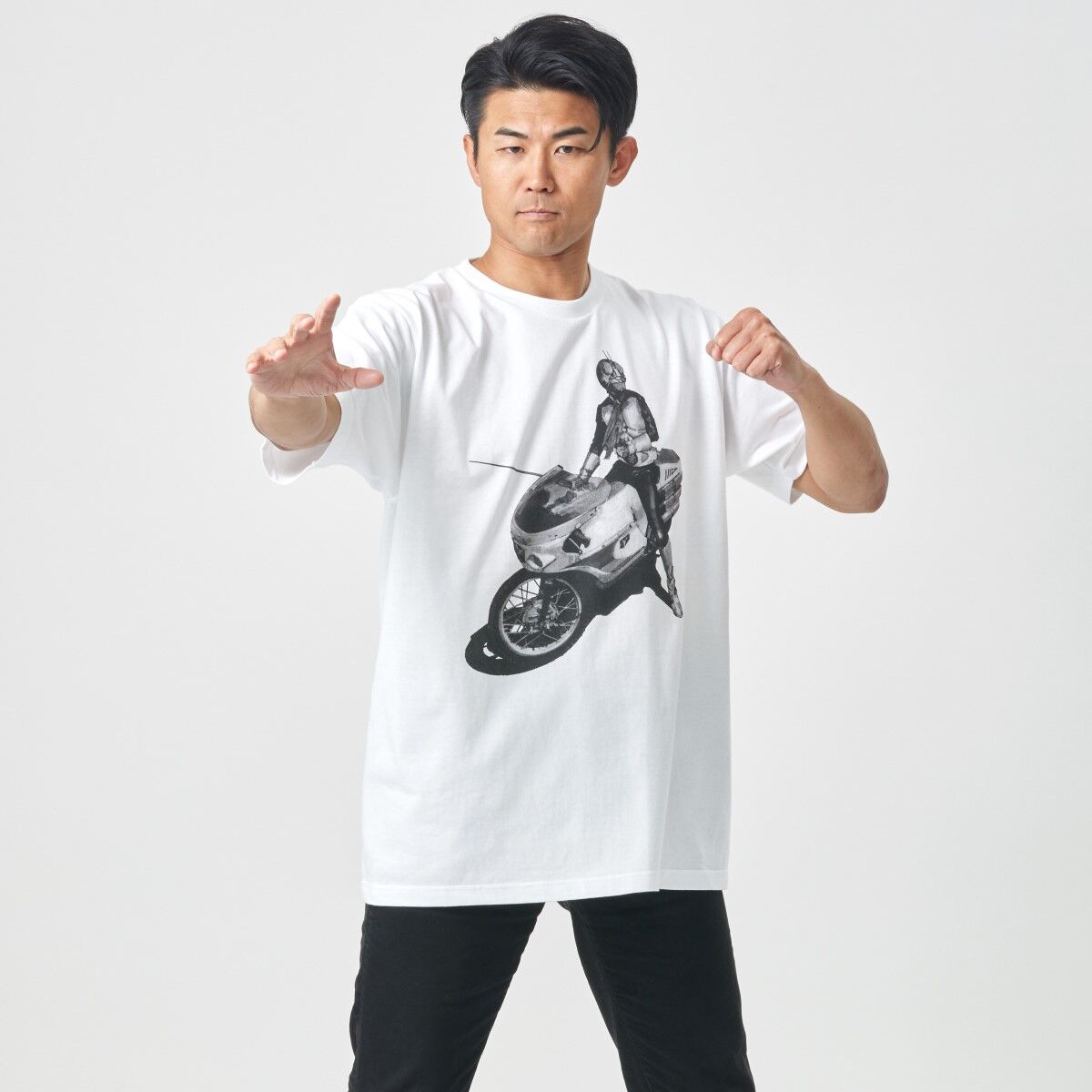 菅原芳人計画 仮面ライダー旧1号Tシャツ＜来るべき世界＞ | 仮面