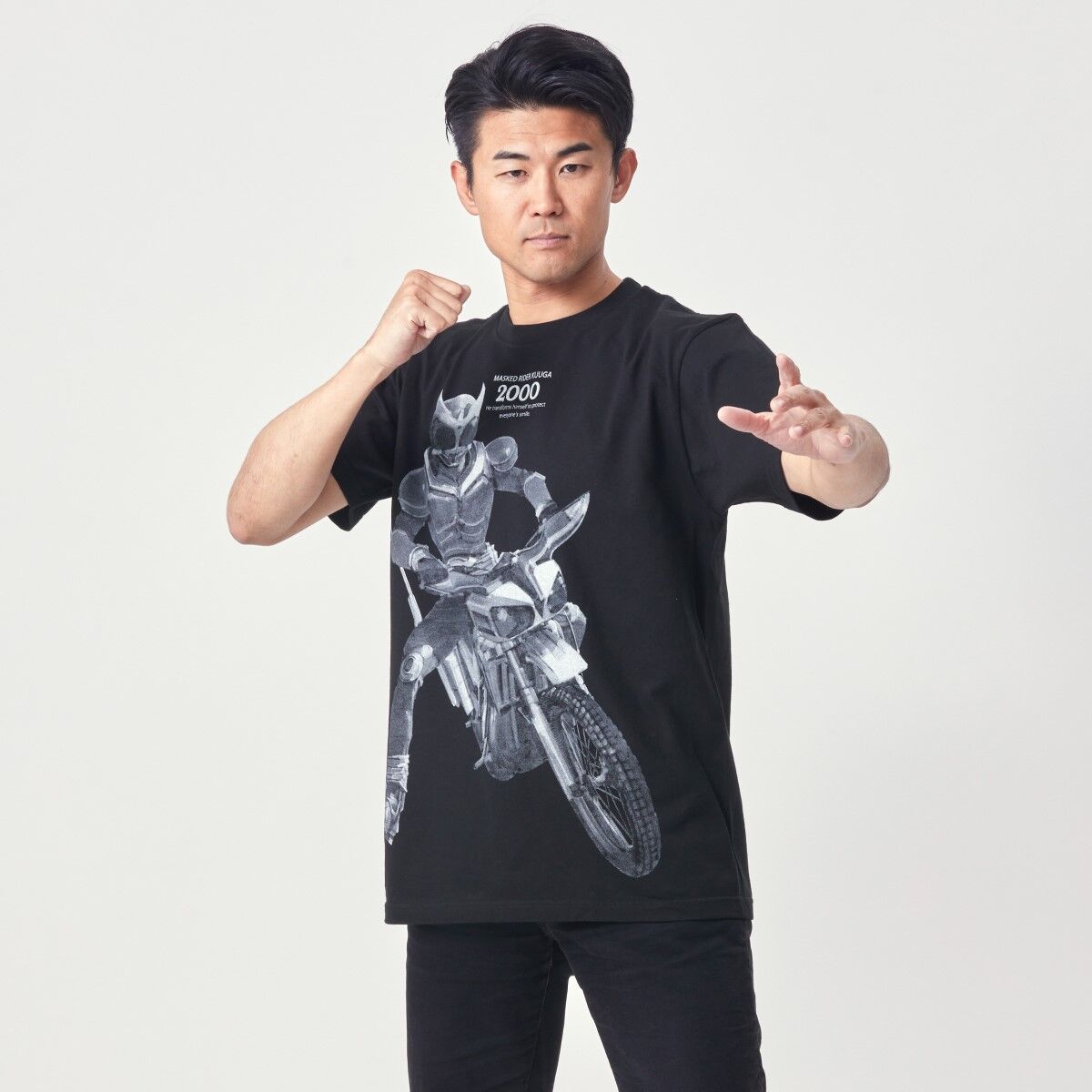 鉛筆画 人物 ストライプの服 鉛筆画 人物 ストライプの服 鉛筆で描きました。 そよ風を感じている